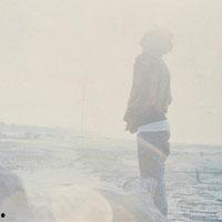 挥手背影图片,重温那段难忘的离别瞬间