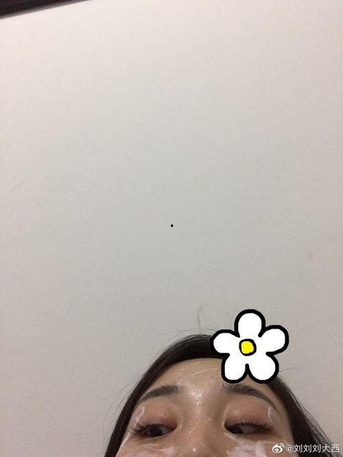 吃瓜娱乐小叮当,吃瓜娱乐界的甜蜜旋风